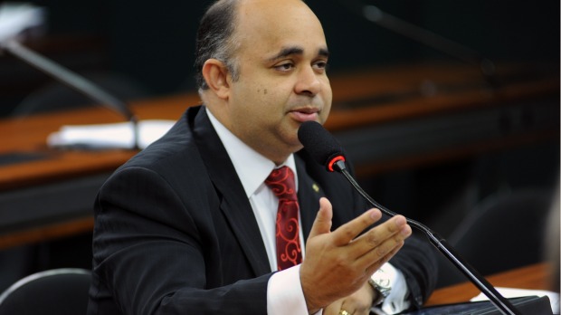 brazilsportsministerresignsamidpoliticalcrisis